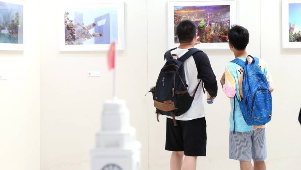 判断 AI 绘画赛博城市模型侵权依据