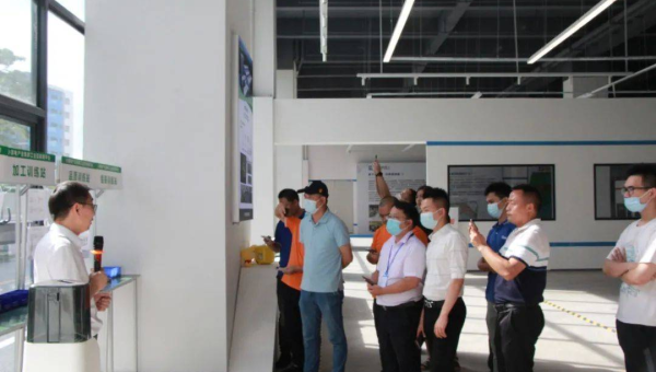 制造业数字化转型：OutSystems 与 PLC 设备数据交互实践