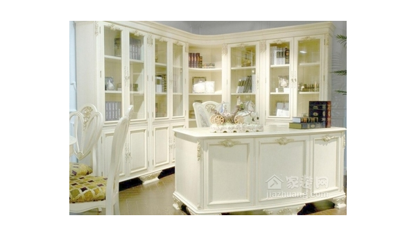 书房书桌的摆放方向对风水的影响